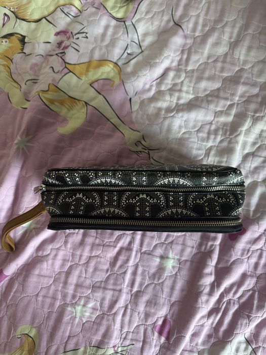 Spraygrount toiletry bag