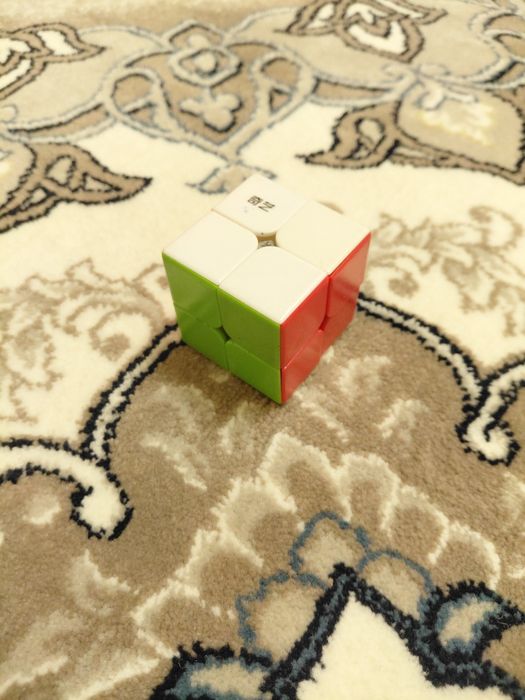 MoYu 2×2 Kubik Rubigi sotiladi.