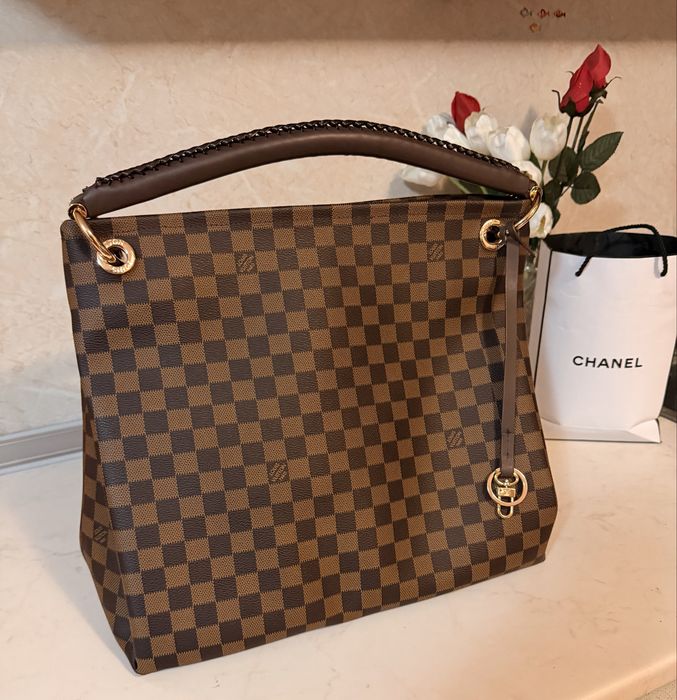 Дамска чанта Louis Vuitton Artsy