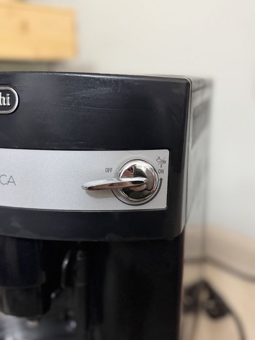 Espressor automat De’Longhi Magnifica