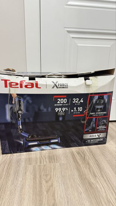Продам пылесос Tefal xforce flex 14.60