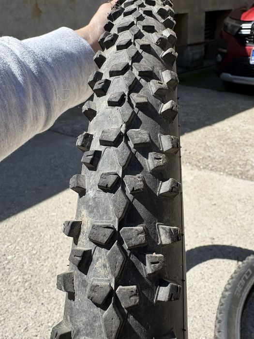 Vând anvelopă originală CUBE MTB,