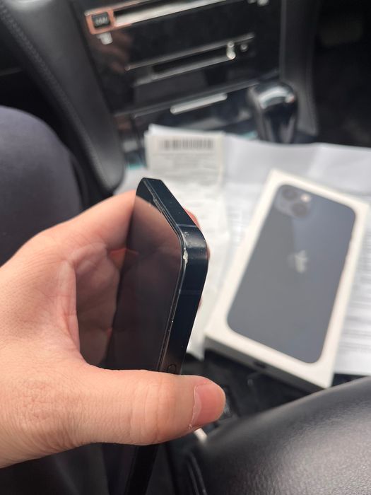 Продам iPhone 13 айфон 13