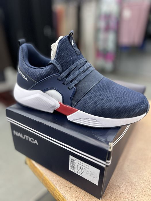 Продам кросрвки 45 размера. Nautica и Lumberjack