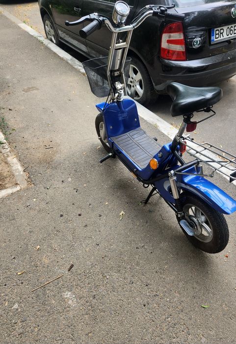 Trotinete și biciclete electrice