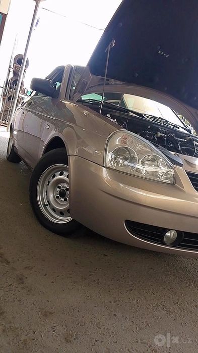 LADA PRIORA sotiladi