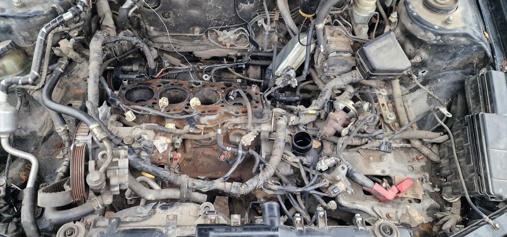 Toyota Avensis T22 2.0 D4D на части Тойота Авенсис Т22 2.0 Д4Д