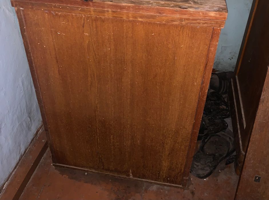 Продается швейная машинка чайка 2