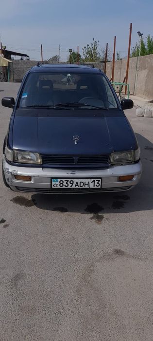 Продам Mitsubishi Space Runner