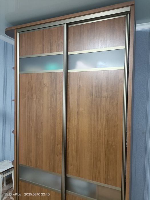 Шкаф с кроватью в продаже