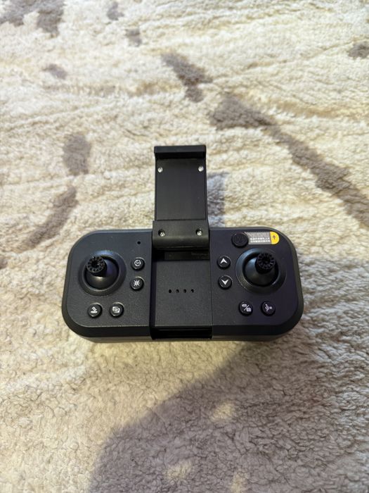 Сгъваем дрон с камера