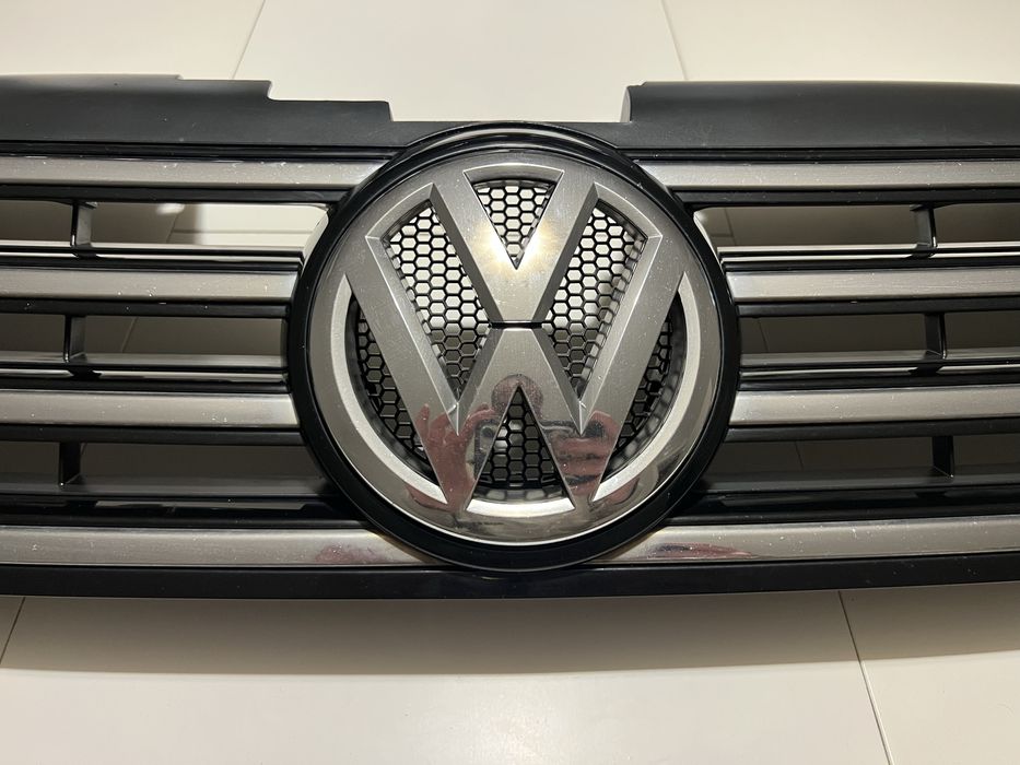 Предна решетка VW Passat B7 2012г