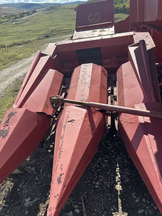 Desfacatoare de porumb Zmaj 223