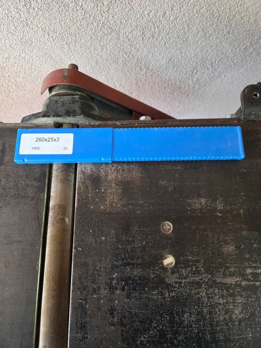 Абрихт-Като Нов!Нови ножове за корава дървесина