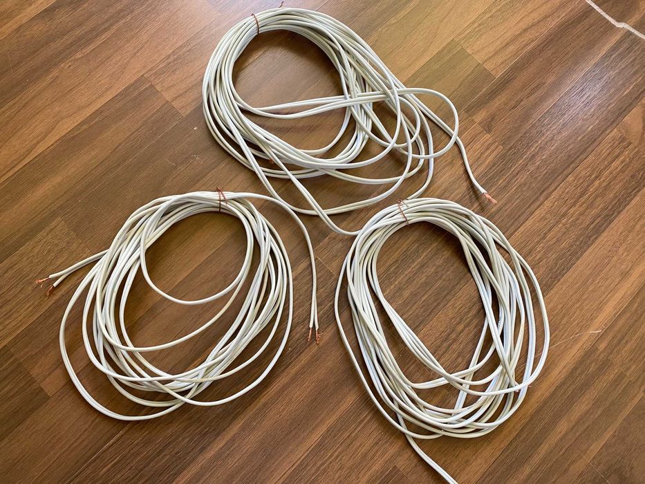 Качествен кабел за букшелф тонколони IXOS XHS113 OFC