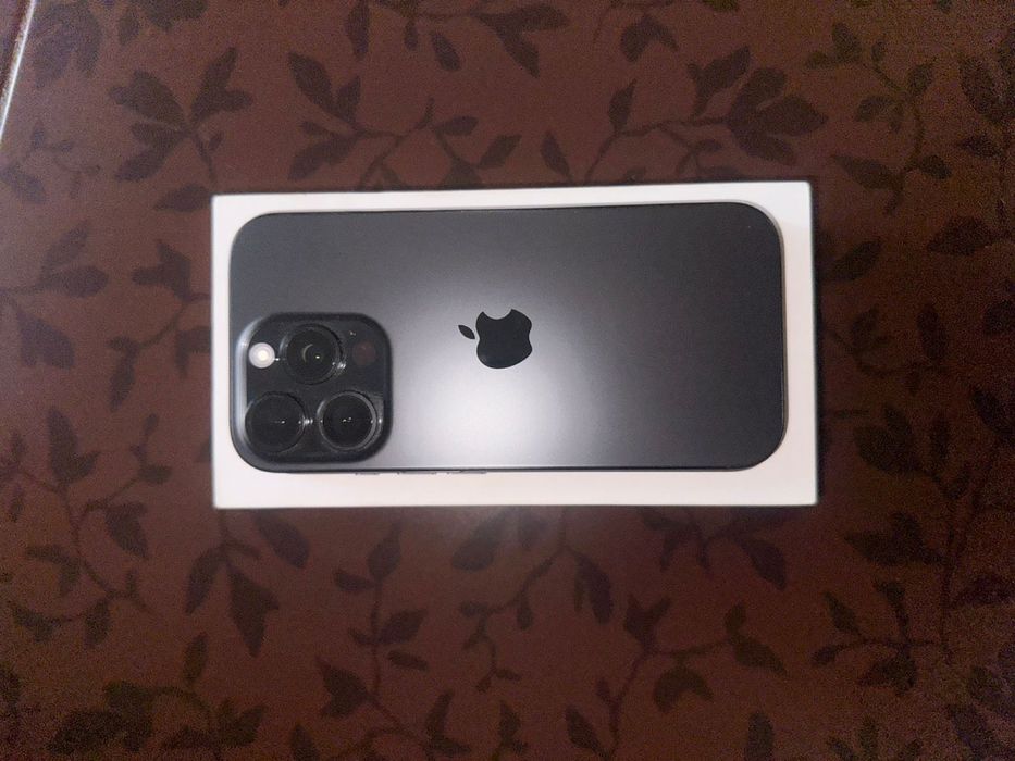 Продам iPhone 16 pro 128