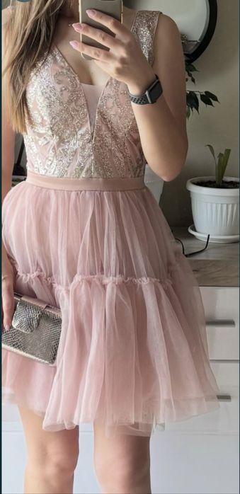 Официална рокляя