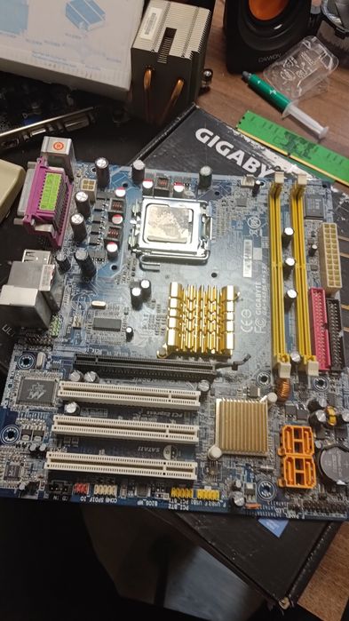 Kit placa de baza +procesor Pentium 4 3.0ghz