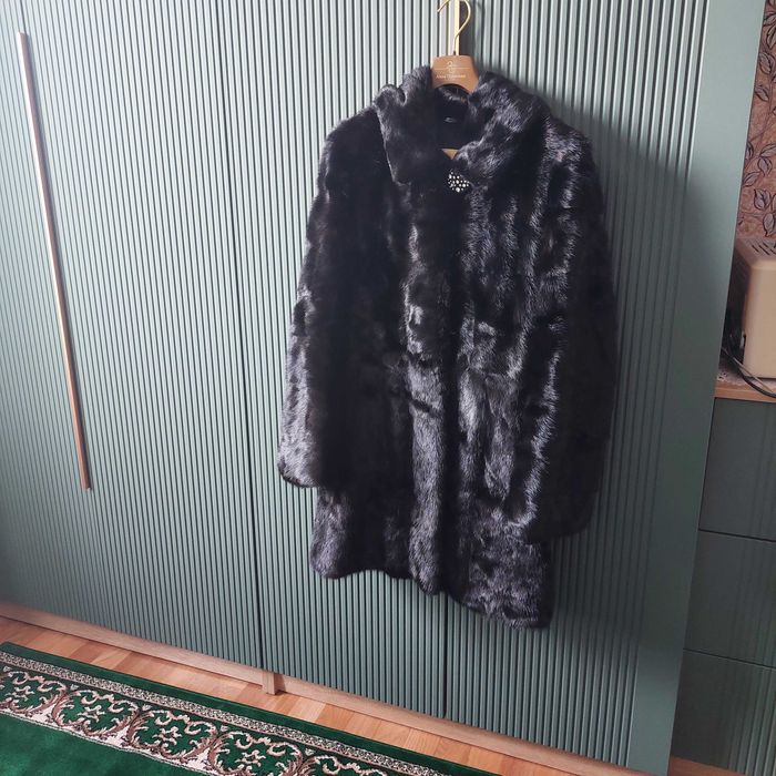 Продам шубу норковую