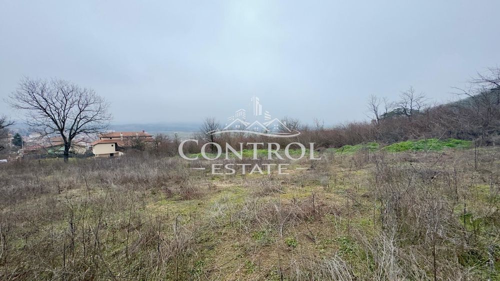 Парцел в Велико Търново, област-гр.Дебелец площ 1095 цена 52000