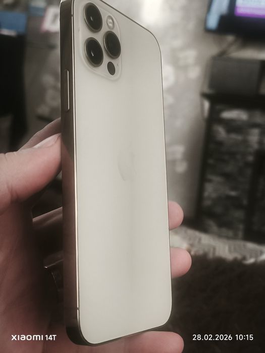 Продам iPhone 12 PRO 256GB