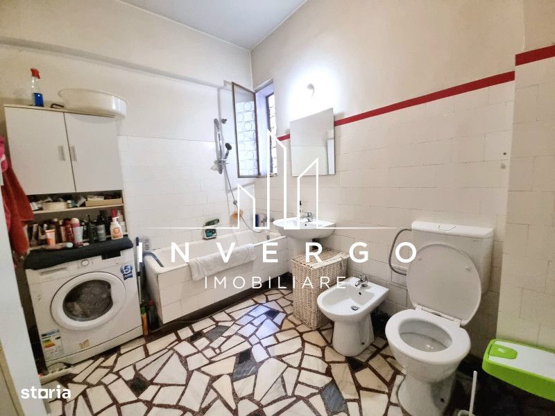 Apartament, 3 camere,  de vanzare, in Centru