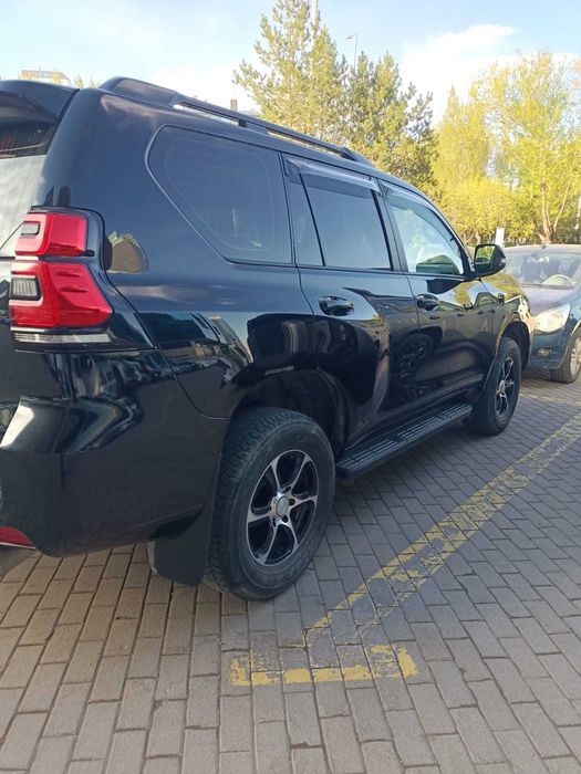 продам Toyota Land Cruiser Prado 150