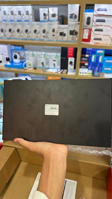 Network switch PoE - internet hub