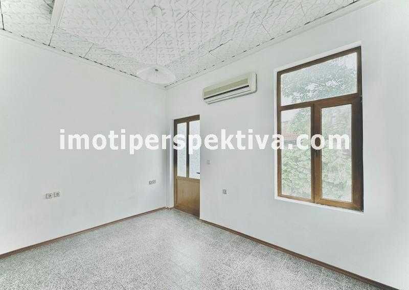 Продава се Етаж от къща в Пловдив, Център - 115 кв.м за 1522 €/кв.м - Снимка #2