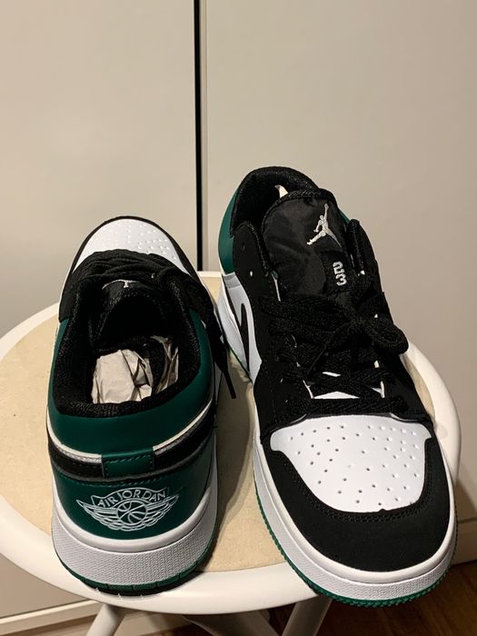 Adidasi jordan 1 low