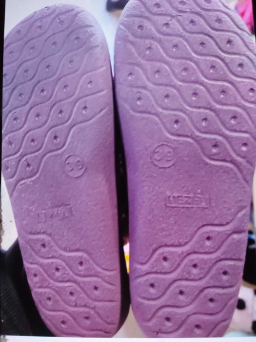 Дамски домашни чехли