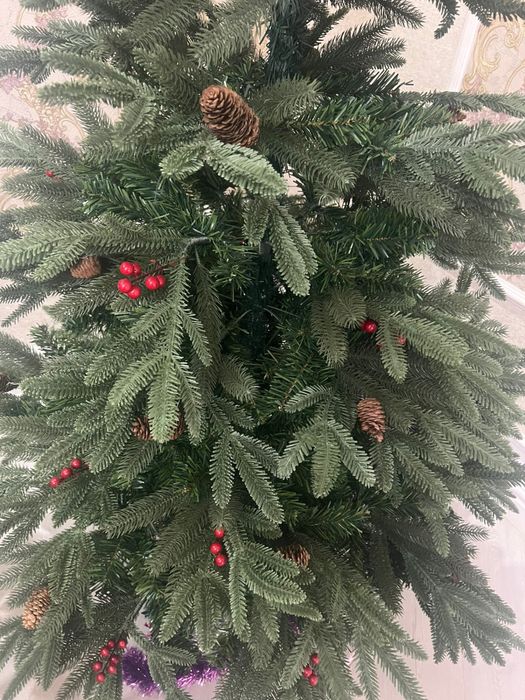 Продам елку срочно