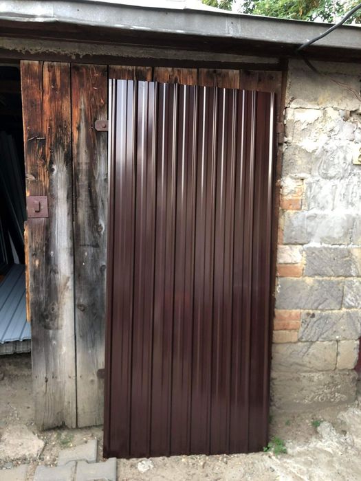 tabla cutata vopsita