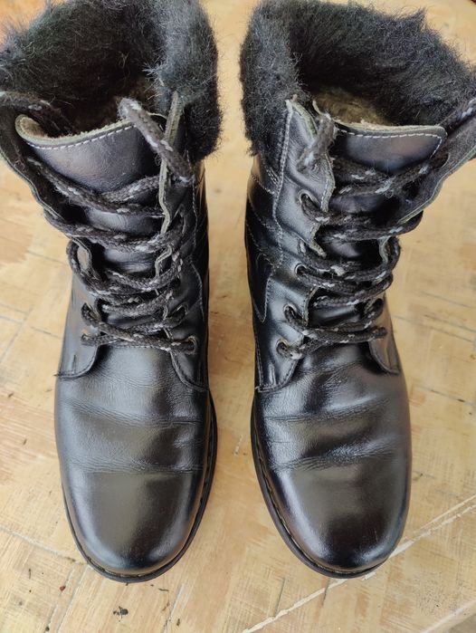 Ghete damă din piele