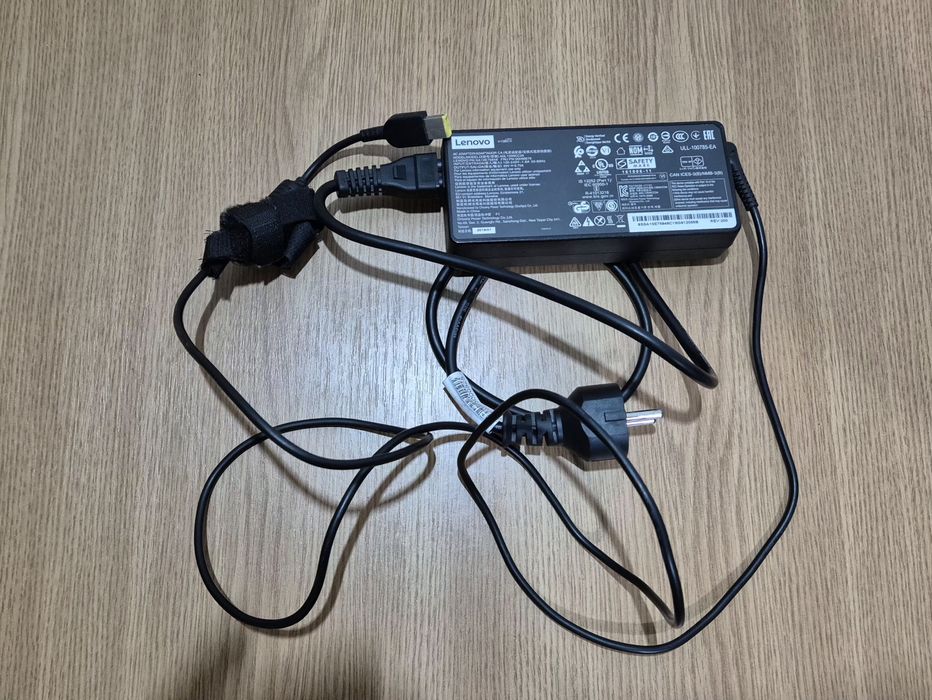Încărcător 135W Lenovo Legion Y530