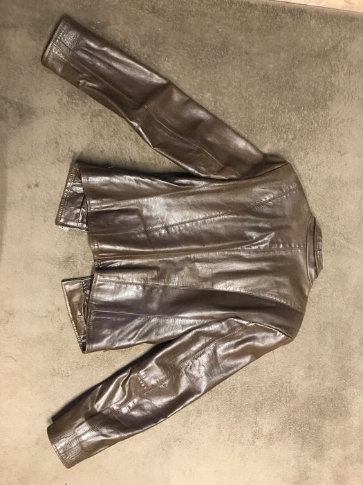 Дамско кожено яке