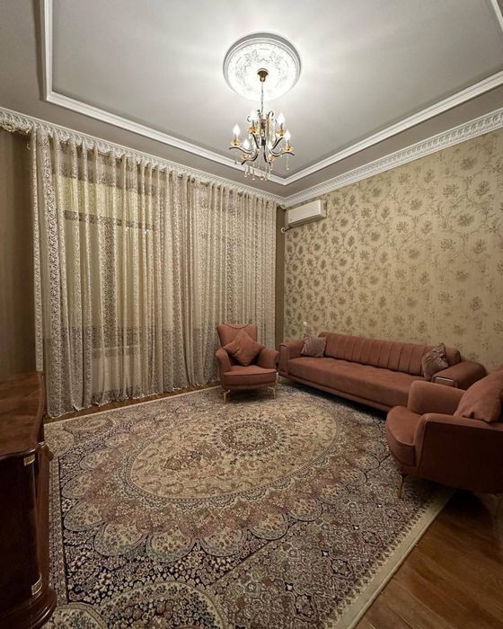Дом на 4 сотах улица Никитина