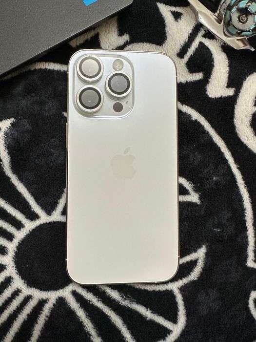Iphone 14pro white