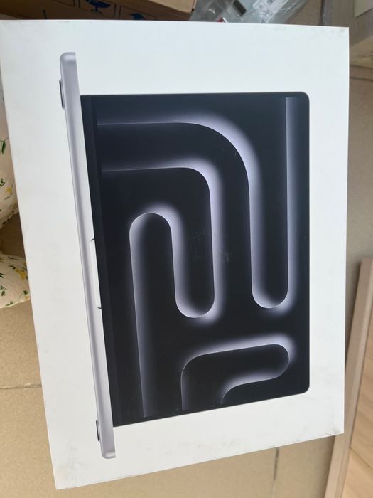 Macbook pro 14 m5 pro New Eac 24/1TB