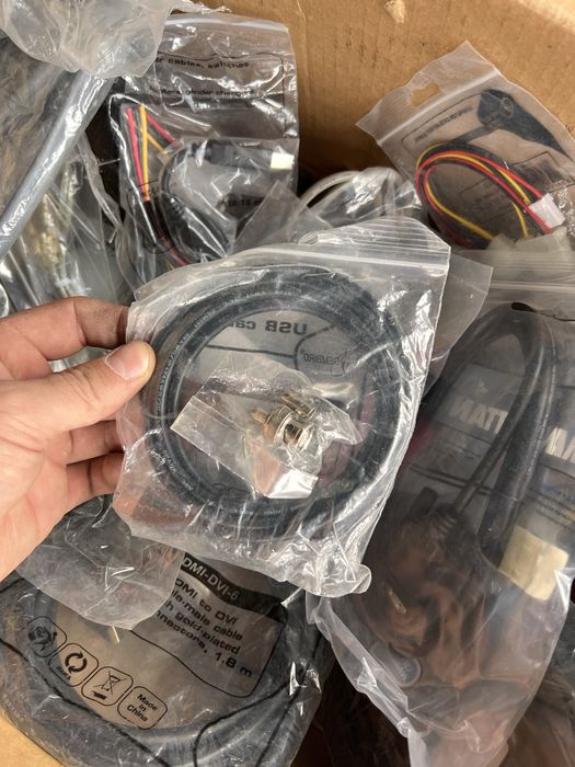 Loturi cabluri usb,rca,hdmi,jack, componente PC, noi si sh