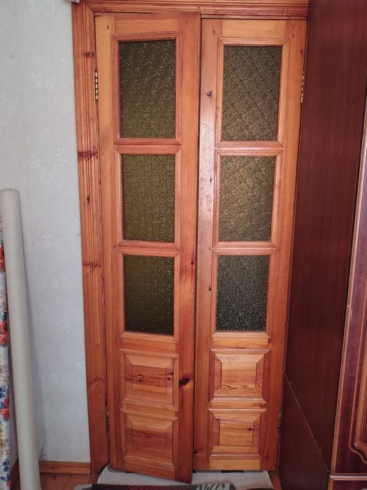 Продам двери чистое дерево