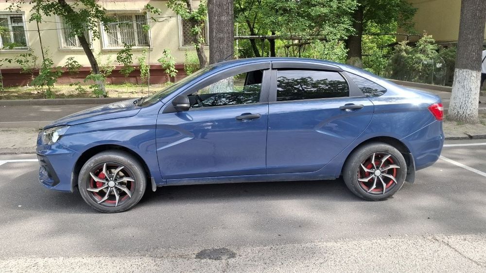 Lada Vesta 2018 — 3
