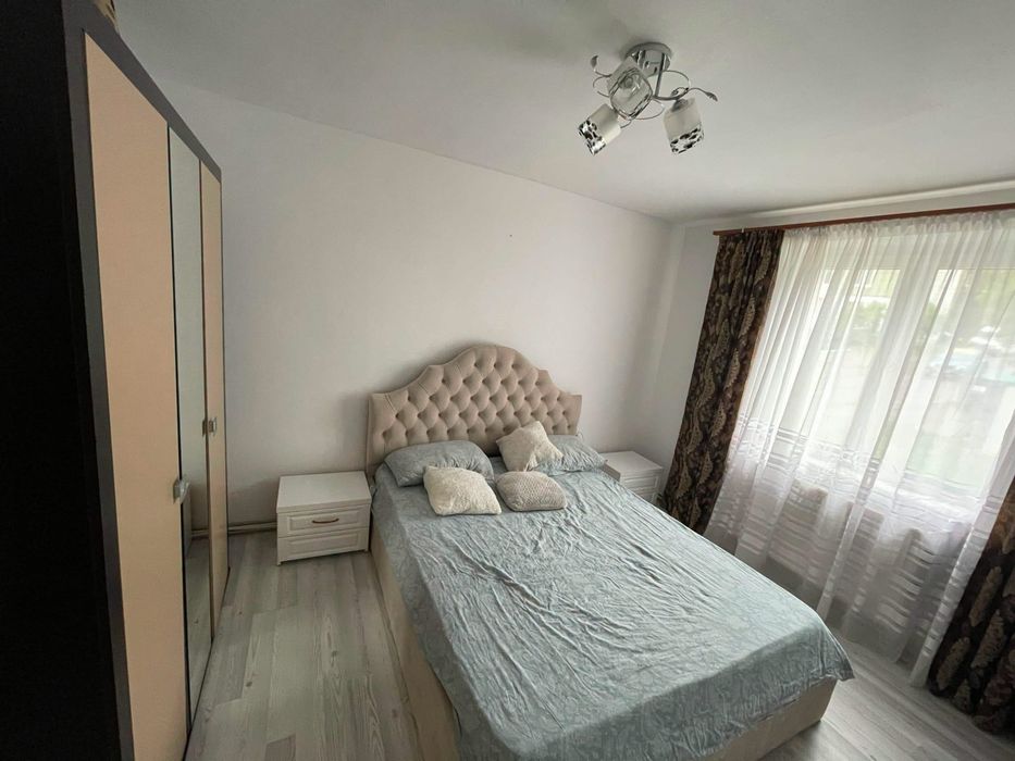Apartament 3 camere parter