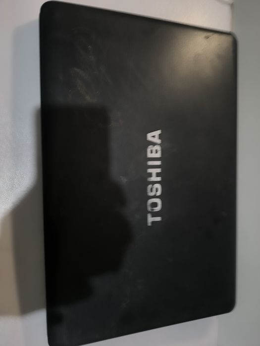 Продам ноутбук toshiba Amd