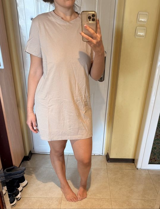 Рокля тип тениска H&M