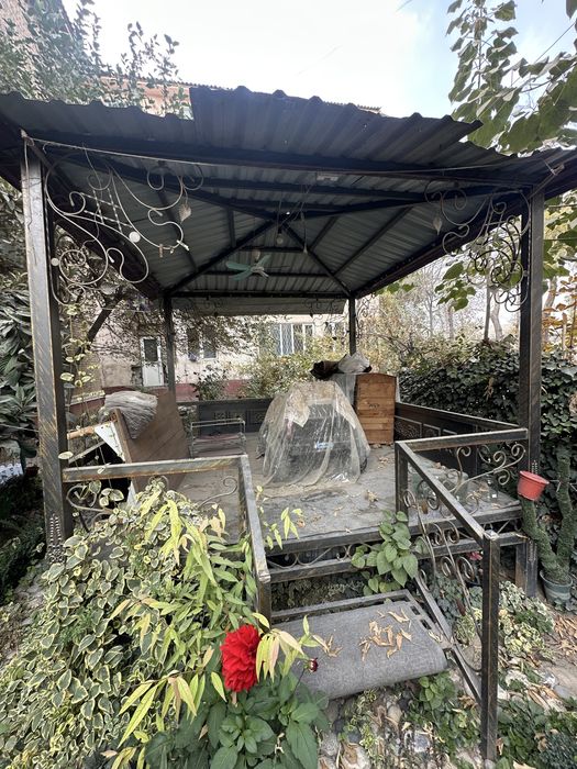 Томли сори тапчан сотилади нархи 1050 доллр бакувват заказга ясатилган