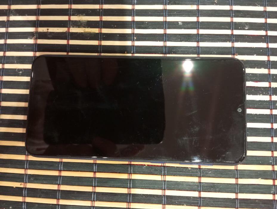 Самсунг А10 почти не е ползван