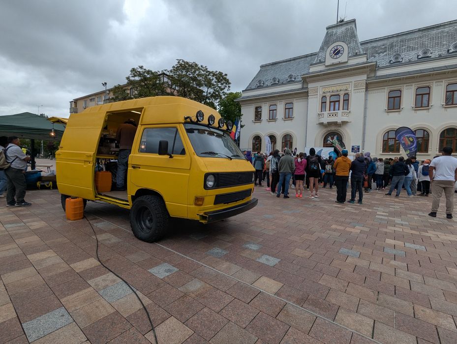 Cafenea Mobila / FoodTruck  Coffee Van VW T3  & bar pentru evenimente/ PACHET COMPLET
