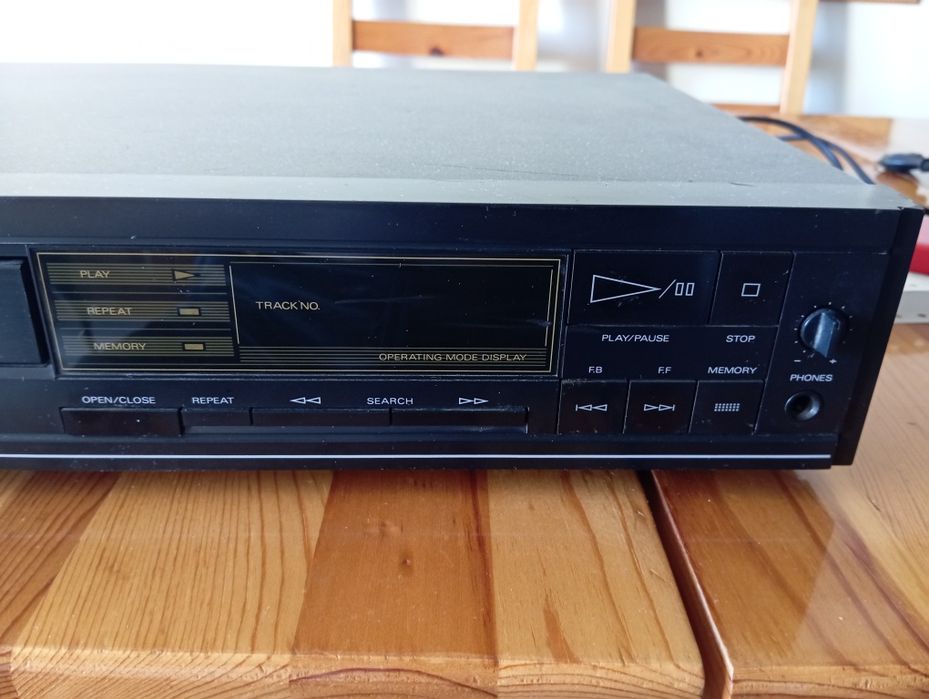 Рядък колекционерски плейър RFT CD9000
