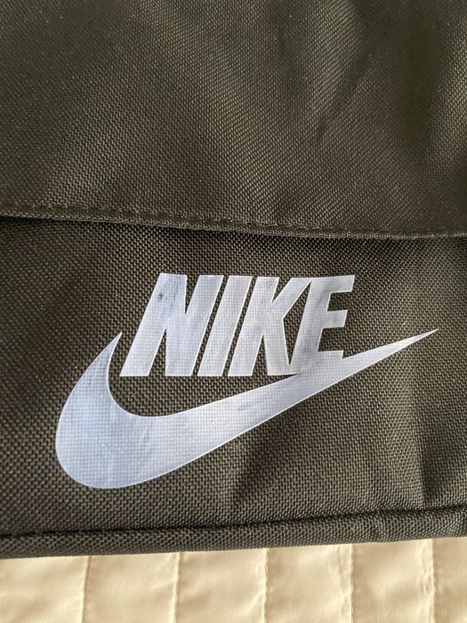 Чанта Nike  от  изкуствена материя